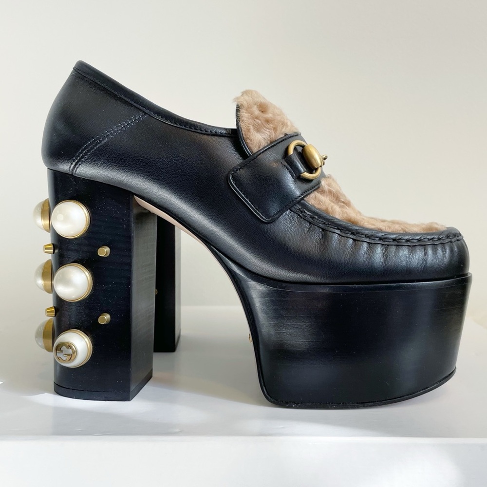 Gucci Vegas Malaga Kid Pearl Studded Platform Loafers 37 Black Fur Horsebit